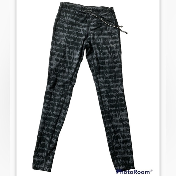 Nike Dry-Fit Nike Running Leggings XS In black and gray Back Zippered pocket - Picture 1 of 9